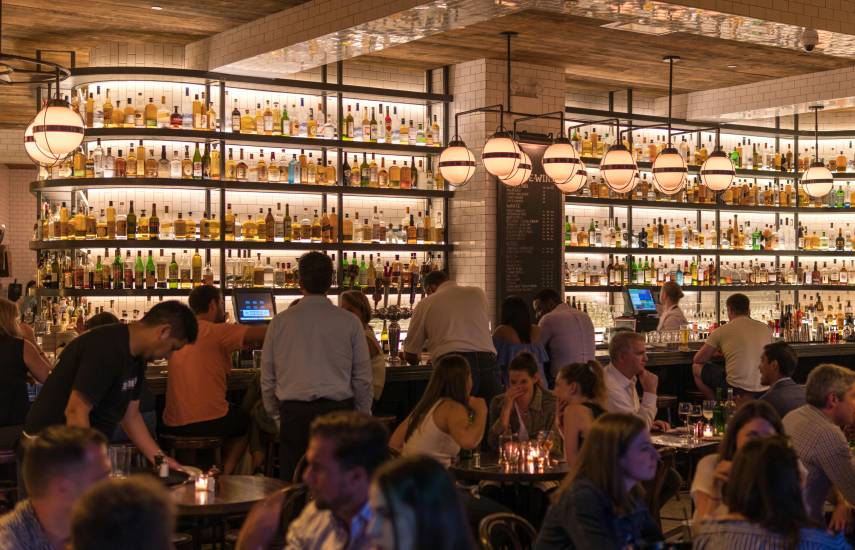 Consumidores: La calidad de servicios en restaurantes se desmejora en días festivos