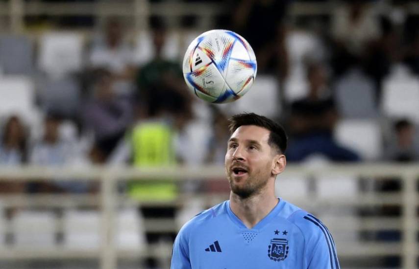 Messi entrena en el gimnasio, Acuña y ‘Papu Gómez con el grupo