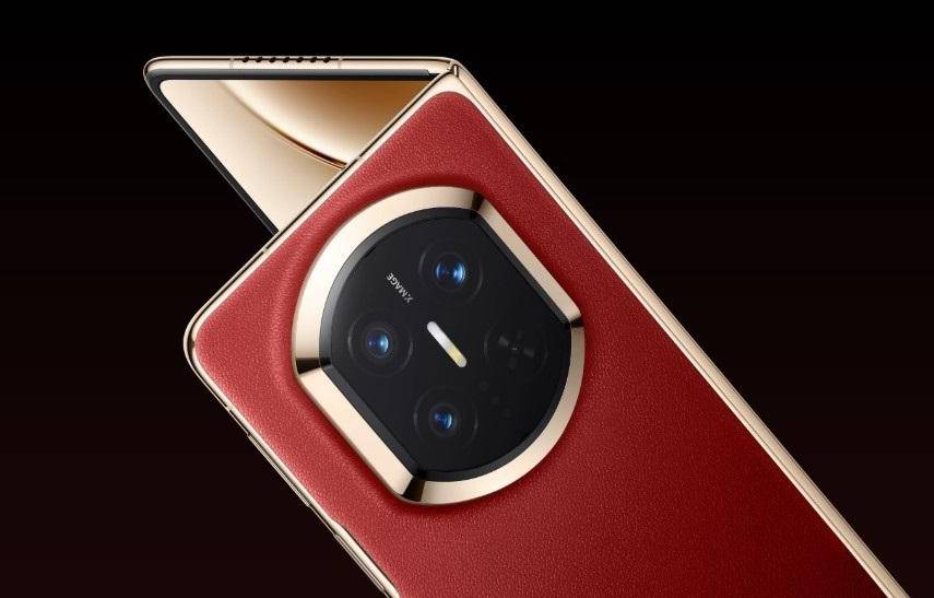 (Foto de ARCHIVO) El nuevo Huawei Mate X7.