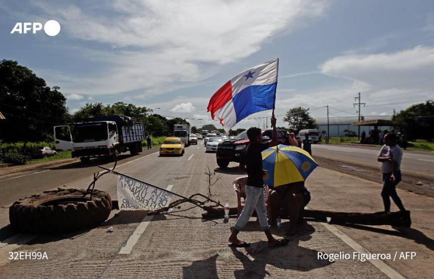 Bancadas divididas por la iniciativa para sancionar el uso de máscaras en protestas