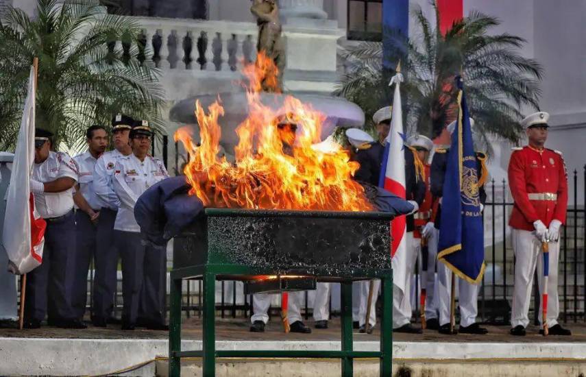 La Gobernación de Panamá cancela el acto de Cremación de Banderas