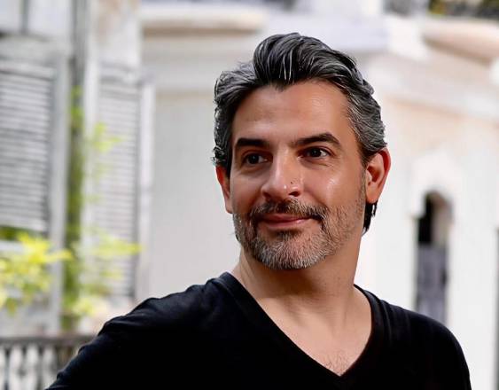 ML | Robert Baum Rubio, quien era muy conocido por su banda Roba Morena, el activismo y las Ferias Yo Reciclo, ahora se dedica a ayudar a las personas a liberar su espíritu.