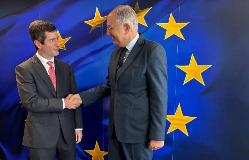 Gobierno inicia consultas para modificar legislación y sacar a Panamá de listas grises