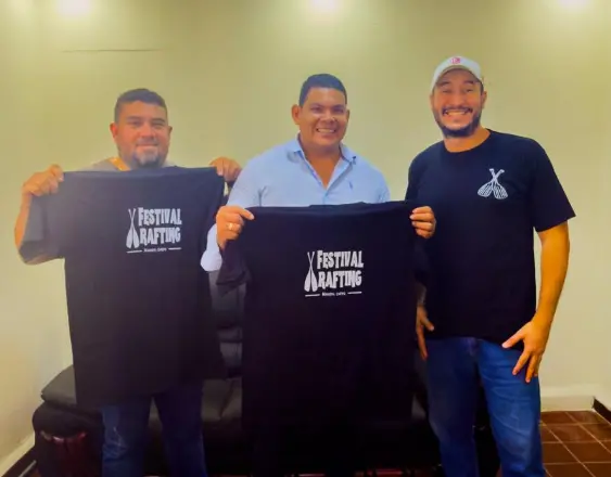 Los organizadores del evento.