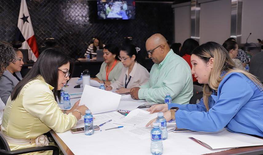 La Asamblea analiza cambios a proyecto para prevenir y atender el acoso escolar