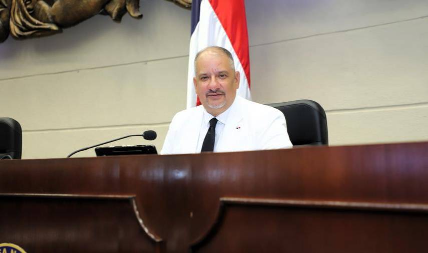 RM, CD e independientes, al mando de la Asamblea