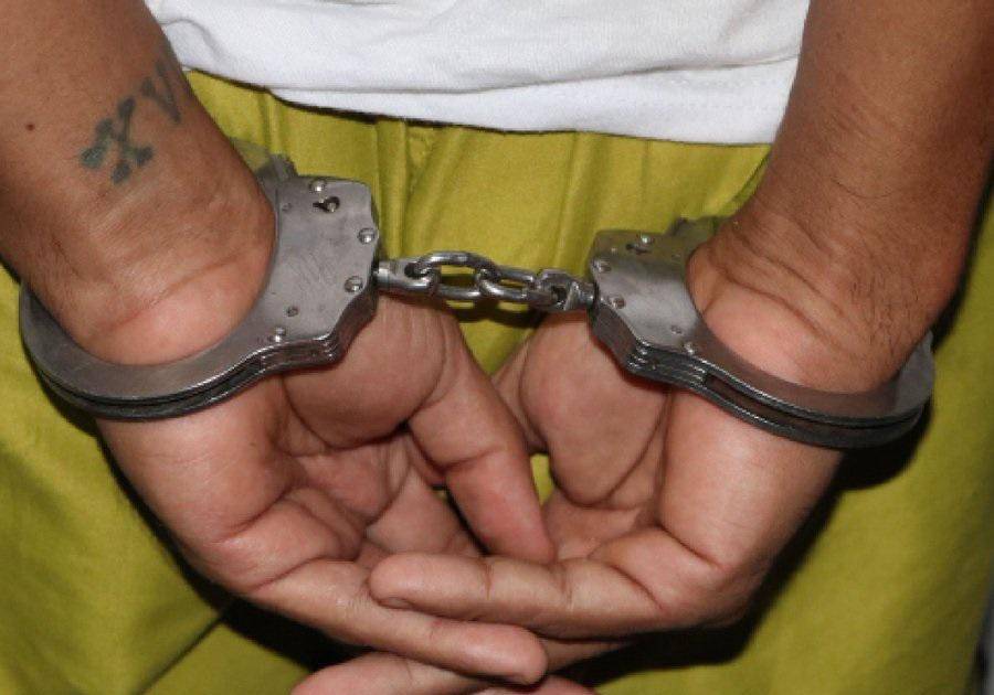 Condena de 7 años y 5 meses de prisión a un hombre, por robar una farmacia