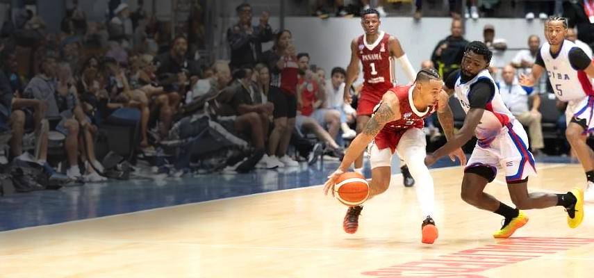 Panamá se enfrenta a Argentina en baloncesto