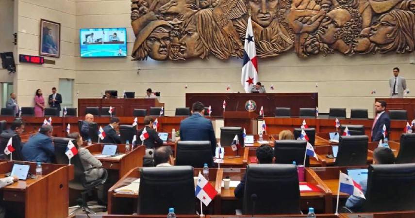 El lunes será un día decisivo para los 34 aspirantes a la defensoría