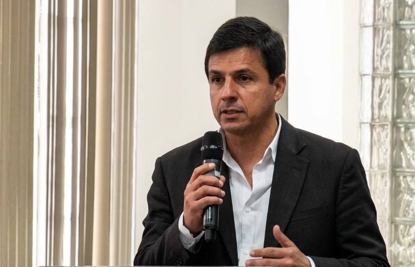 Juzgado condena a 16 años de cárcel a exministro de Obras Públicas “Pepe” Suárez por sobrecostos en obras viales