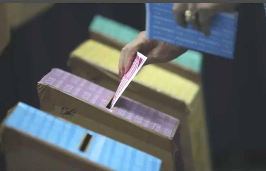 ML | Urnas de votación en unas elecciones generales de Panamá.