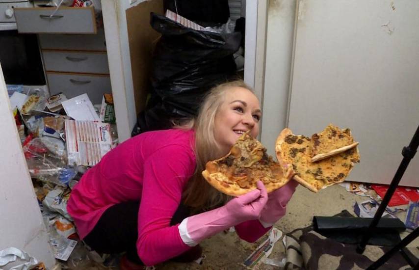 Los “cleanfluencers” luchan contra la suciedad en las redes sociales