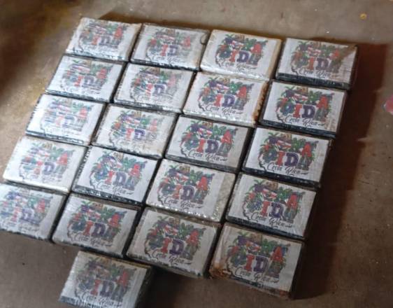 La Procuraduría decomisa 21 paquetes con presunta droga en Santa Ana
