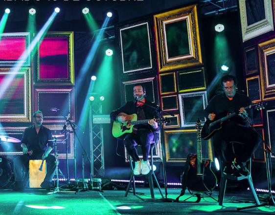 La banda panameña Son Miserables.