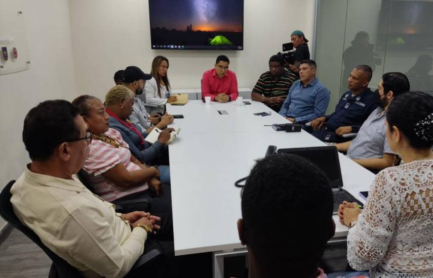 Autoridades de Arraiján sancionarán a quienes insistan en tirar basura en áreas públicas