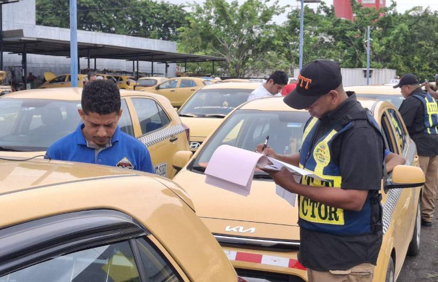 La ATTT inspecciona 700 vehículos de transporte selectivo a nivel nacional
