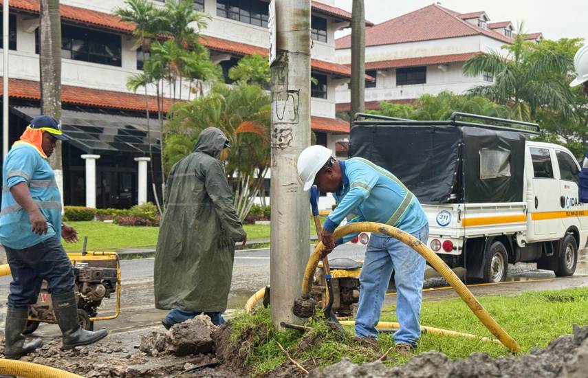 El IDAAN alcanza las mil reparaciones de tuberías de agua potable