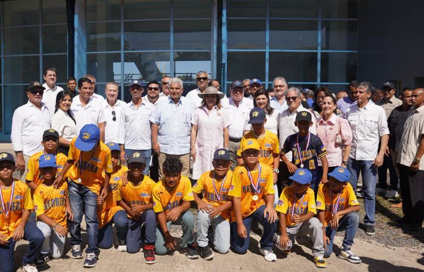 El Gobierno Nacional reactiva los trabajos de reconstrucción del estadio Rico Cedeño, para inaugurarlo este año
