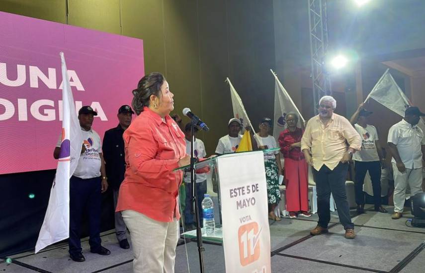“La pelea es peleando”, declara Maribel Gordón durante su cierre de campaña