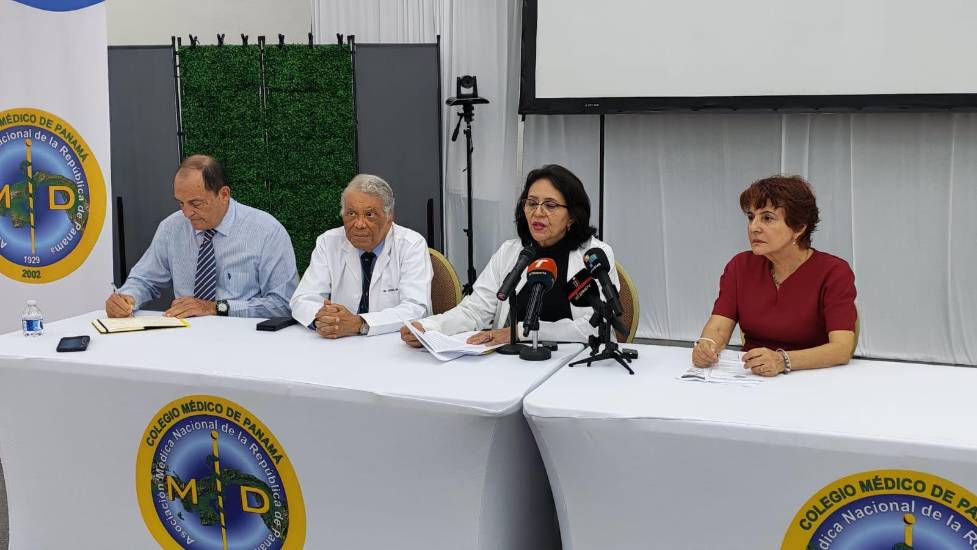 Alerta por déficit de médicos especialistas