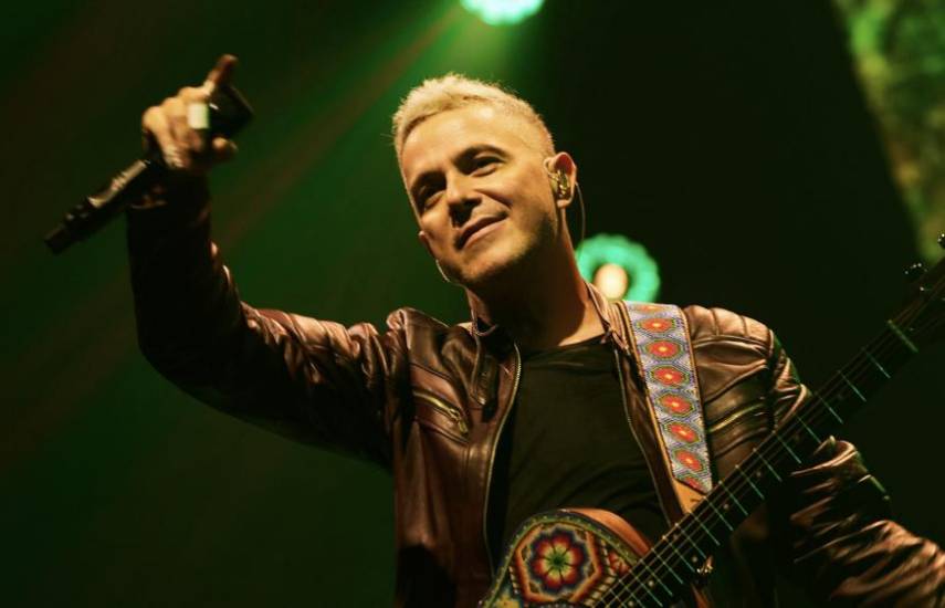 Regresa Alejandro Sanz con “Palmeras en el jardín”, una muestra poética emocional