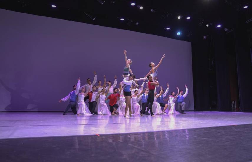 Panamá se convierte en la capital internacional del ballet con artistas de 11 países