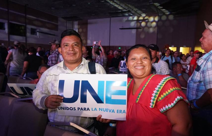 Martín Torrijos lanza su nuevo partido político UNE