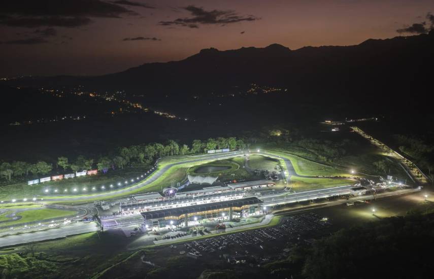 Autódromo Panamá encendió motores del calendario 2026 con su “Drag War”