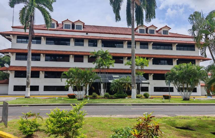 ML | Universidad Especializada de las Américas (UDELAS).