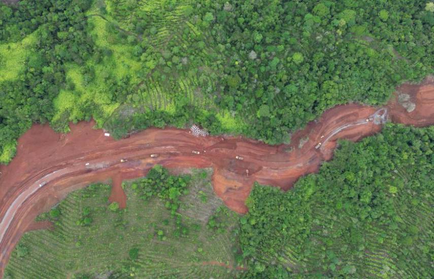 Destrucción en Sierra Llorona