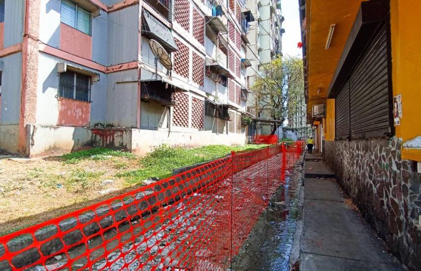 Saneamiento de Panamá inspecciona obras para el mejoramiento del alcantarillado en ciudad capital