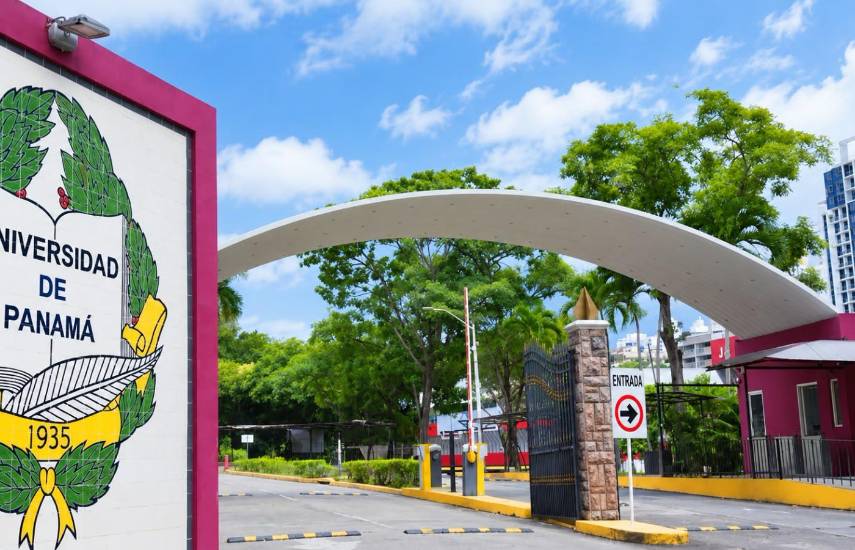EDITORIAL : La Universidad de Panamá