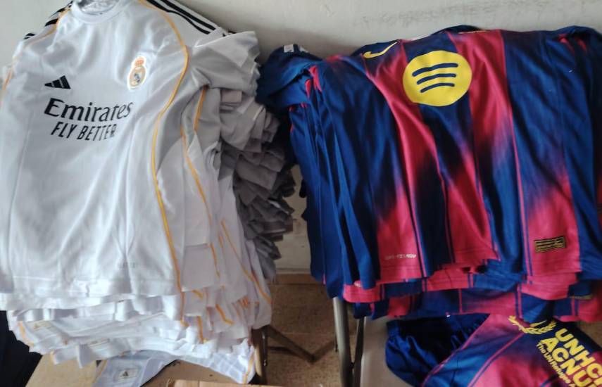 Aduanas retiene ropa deportiva presuntamente falsificada en puesto de control de Guabalá