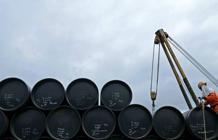 El precio del petróleo cae por presión de EEUU para explotar recursos de Venezuela