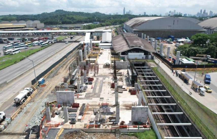 Presidente Mulino calificó como “portentosa obra” la Línea 3 del Metro