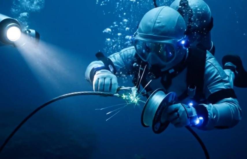 Panamá autoriza concesión de $1.2 millones para sistema de cable submarino
