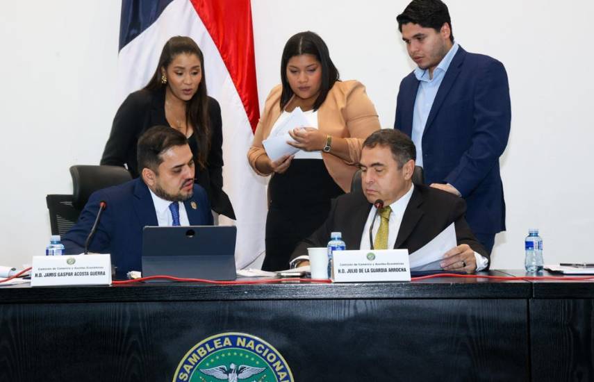 Asamblea somete a consulta iniciativas sobre ‘back office’ en San Miguelito e hipoteca inversa