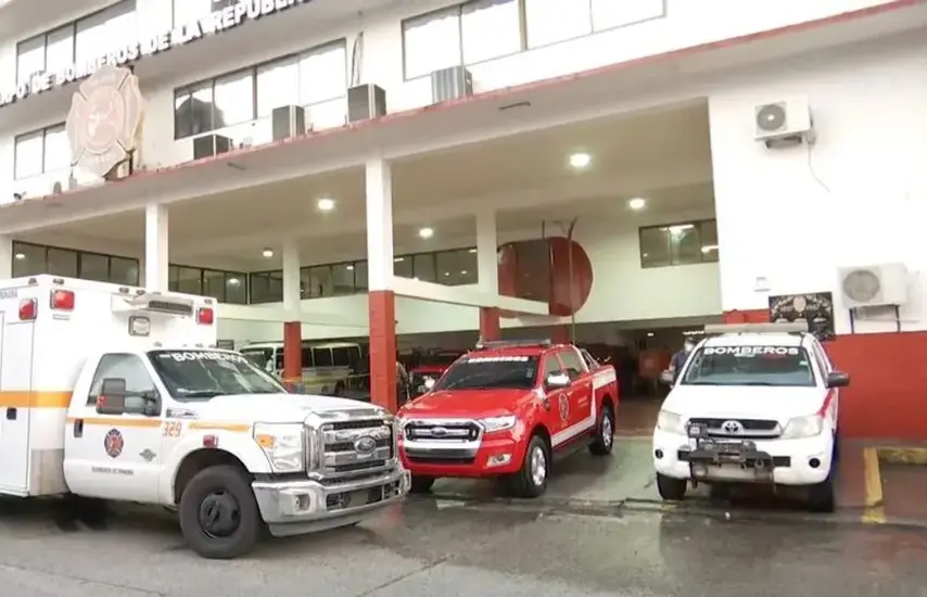 Bomberos orientan sobre requisitos para obtener certificación eléctrica en viviendas