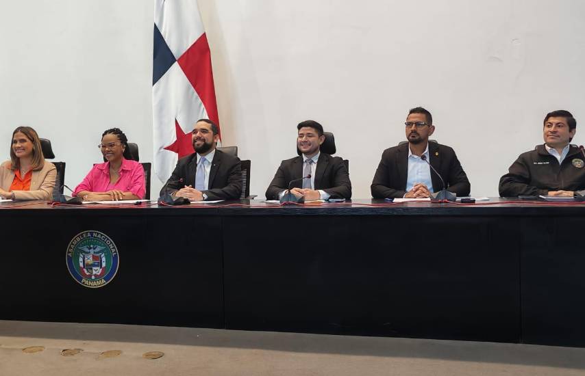 Vamos presenta balance legislativo: 147 anteproyectos impulsados y 11 leyes aprobadas en segundo periodo