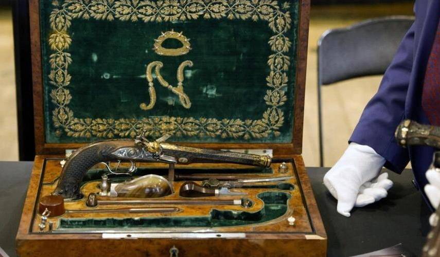 Francia quiere conservar dos pistolas de Napoleón Bonaparte
