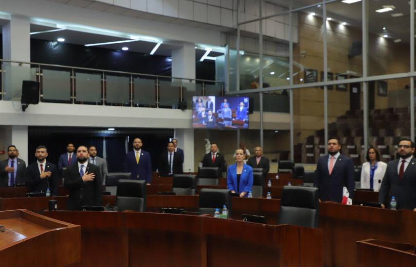 Las leyes que deberán esperar el próximo 2026 en la Asamblea