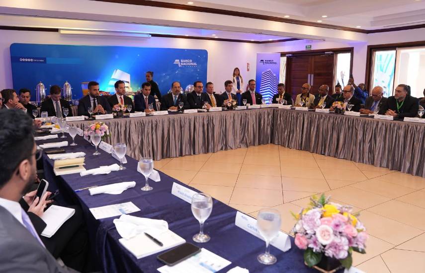 ML | Banconal promueve la inversión estratégica.