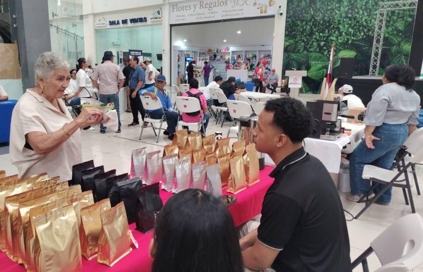Realizan la Primera Expoferia del Café en Veraguas