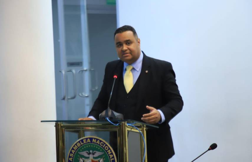 Barroso dice que tiene los votos y Juncá insiste en la reelección