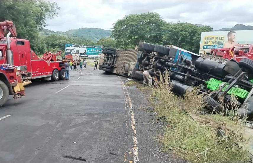 Se registran dos víctimas fatales en Loma Campana tras accidente de tránsito