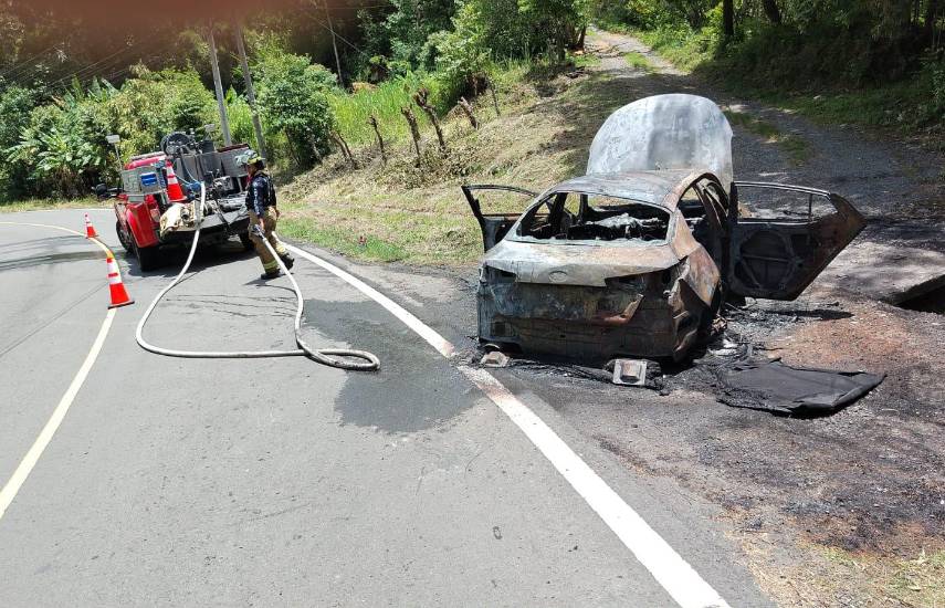 Bomberos atienden 300 emergencias en las últimas 72 horas
