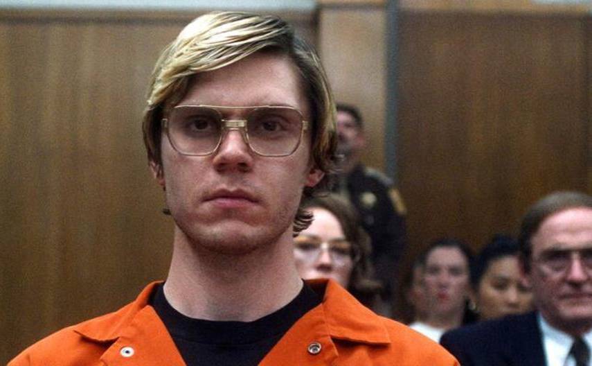 eBay está prohibiendo los disfraces de Halloween de Jeffrey Dahmer