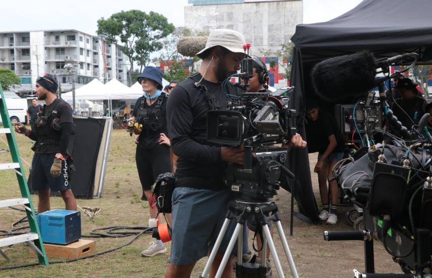 Se abre concurso para beca de cine en la India