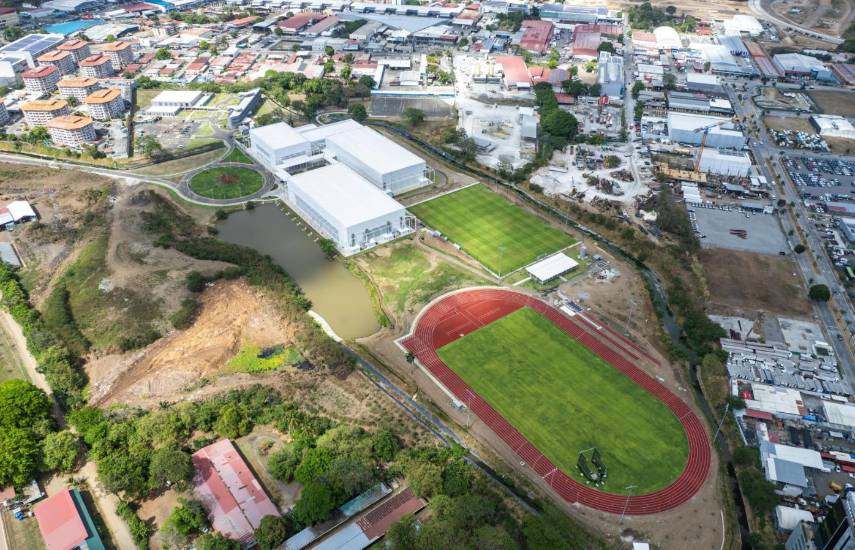 $!Inundación en el CAR alerta a Pandeportes