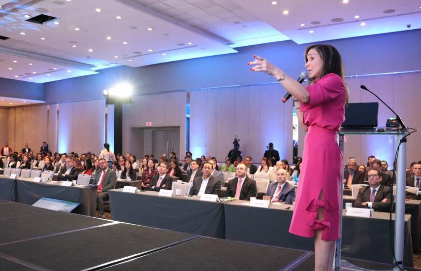 Panamá avanza en proceso de acercamiento con la OCDE